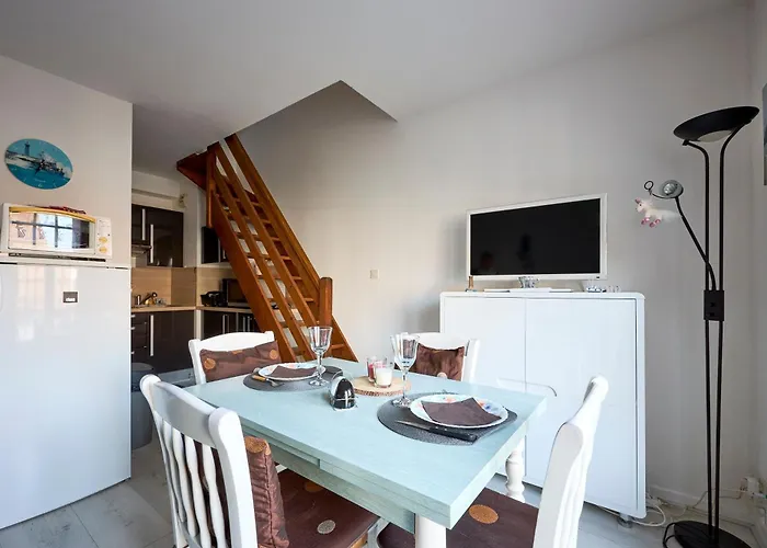 Doudounette - A Proximite De La 库尔瑟勒·苏尔·梅尔